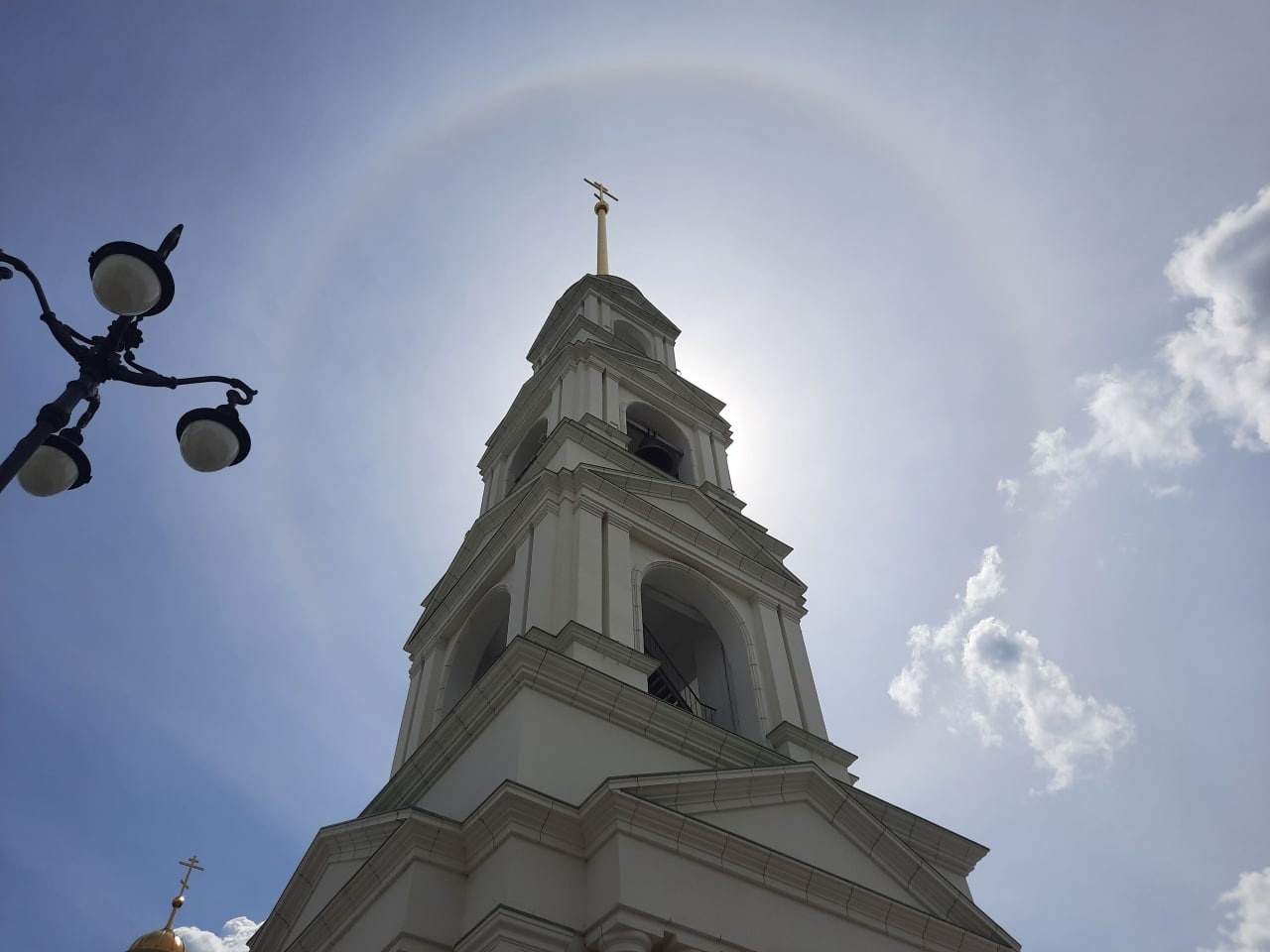 Митрополит Серафим поздравил пензенцев с праздником Пасхи