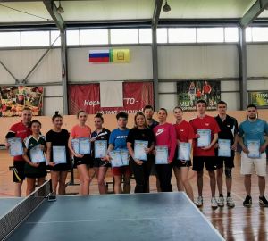 Команда «Дионис» разгромила соперников на первенстве Пензы по настольному теннису