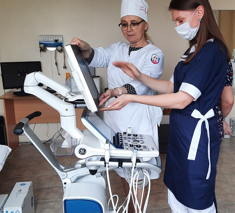 В Пензе в областной сосудистый центр закупили передвижной ультразвуковой аппарат