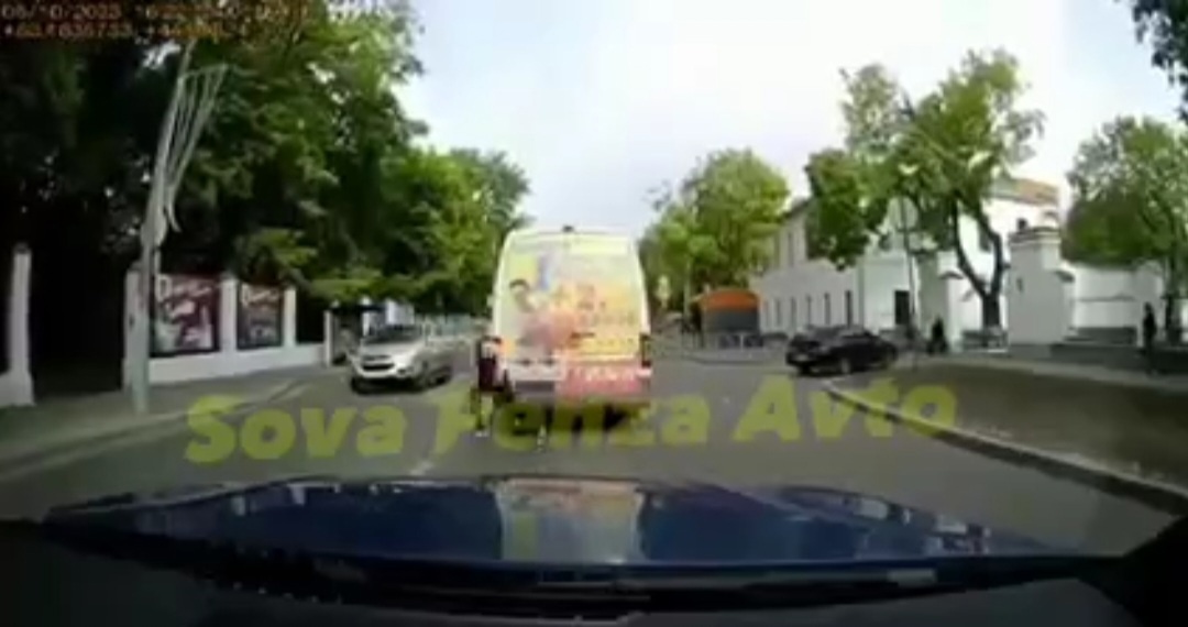 Пензенцы поделились кадрами момента ДТП со школьником