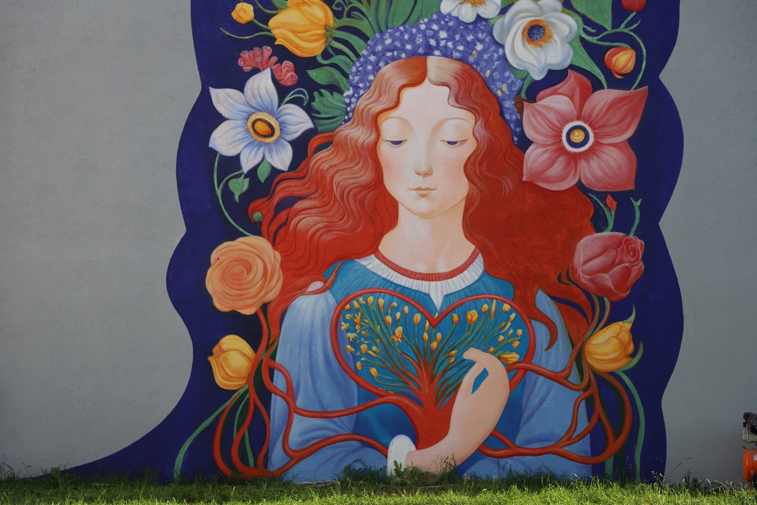 В Пензе у драмтеатра появился новый арт-объект, посвященный донорству крови