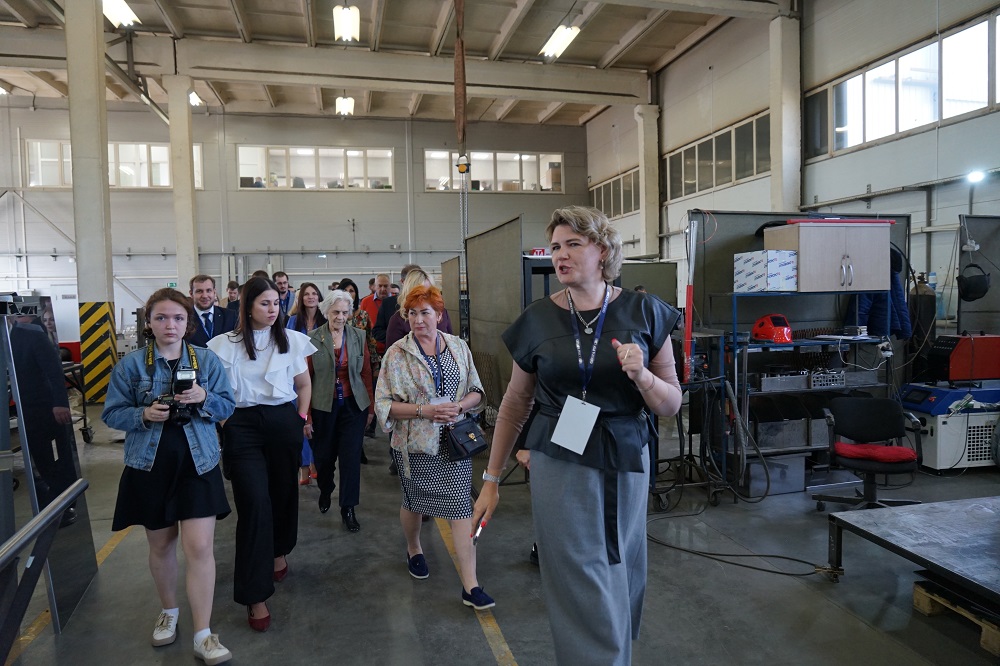 Ольга Изранова: На конференцию по выпуску облигаций приедет аналитик «Интерфакс»