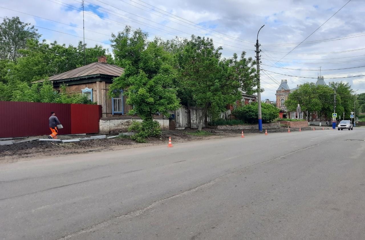 В Сердобске на двух улицах заменят старые бордюры на новые