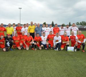 Легендарные футболисты «Спартака» сыграли в футбол с мэром Кузнецка Сергеем Златогорским