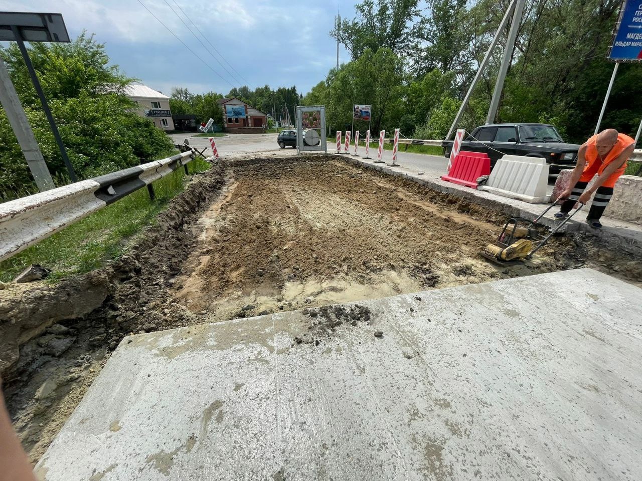 Рабочие начали ремонт моста на дороге, соединяющей Кузнецк и Неверкино