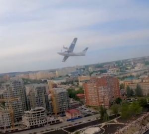 Олег Мельниченко поделился видео из кабины пилота, снятым во время авиашоу в Пензе