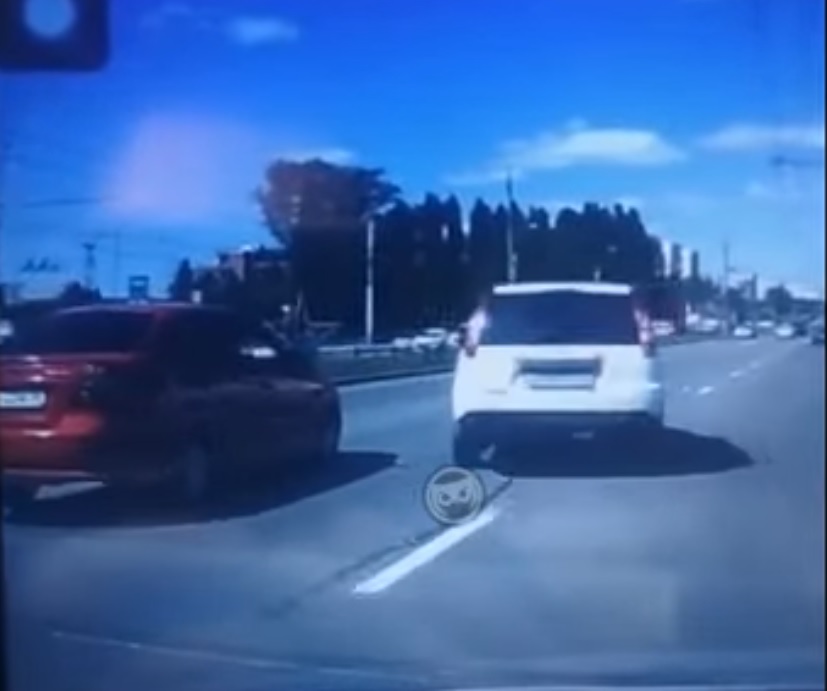 Пензенцам показали момент странного ДТП в Арбеково