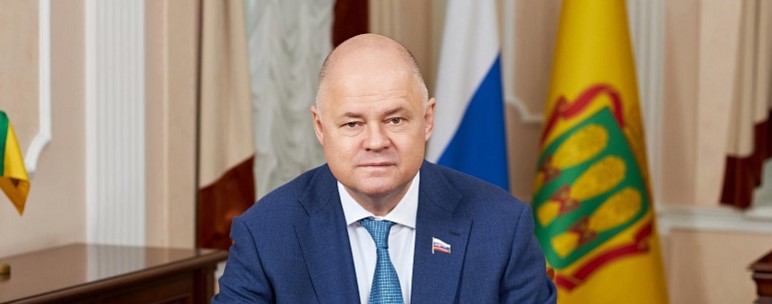 Вадим Супиков поздравил жителей региона с праздником Весны и Труда