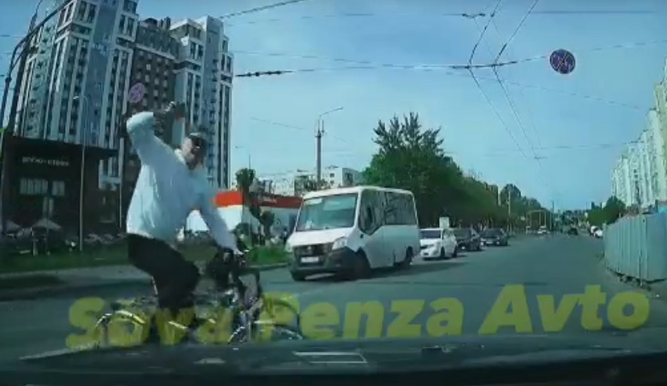 Пензенец нарушил ПДД и совершил хулиганство на глазах у своего ребенка