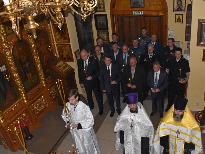 В Пензе в День памяти и скорби прошёл молебен о павших солдатах