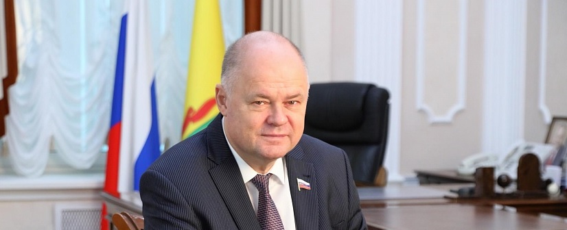 Вадим Супиков поздравил пензенцев с Днем социального работника