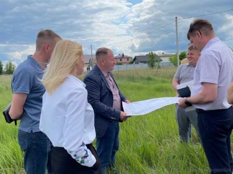 В Заре началось строительство умной площадки с доступом в интернет