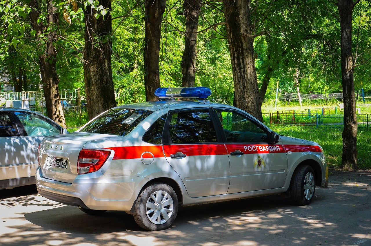 В Пензе перепалка между коллегами закончилась избиением одного из них