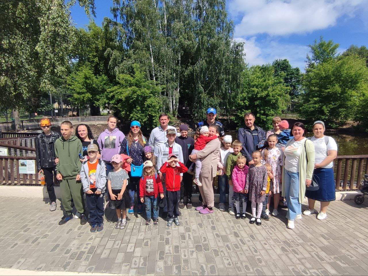 «Караван добрых дел» организовал экскурсию для особенных детей в Пензенский зоопарк