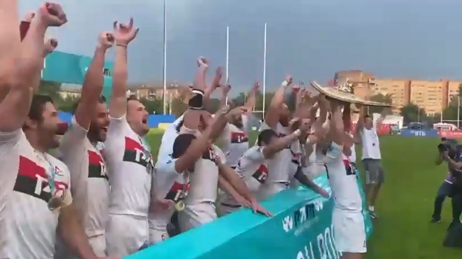 Олег Мельниченко поздравил пензенский «Локомотив» с победой в чемпионате России