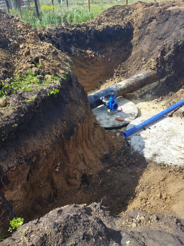В Кузнецке в микрорайоне «Взлетный» выполнена врезка в магистральную водопроводную сеть