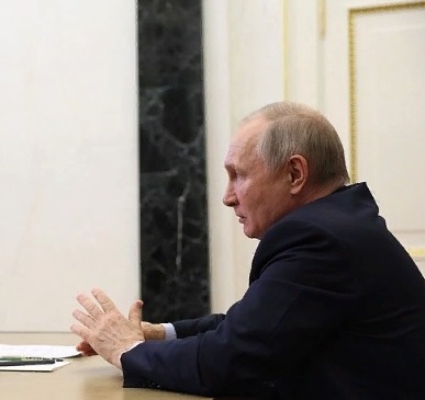 В Кремле назвали взломом прозвучавшее в радиоэфире «обращение» Путина