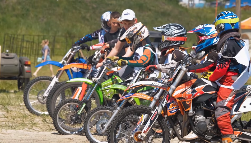 В Кузнецке проходит мотофестиваль «Кузнецкий рубеж»