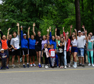 Сотрудники группы компаний "Дионис" провели легкоатлетическую эстафету