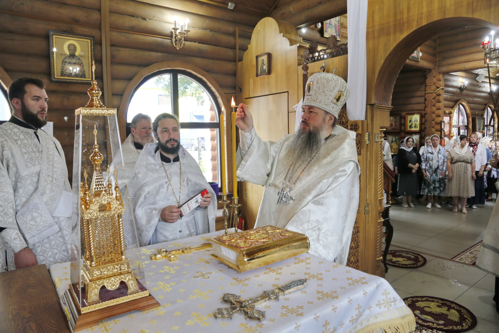 Митрополит Серафим освятил храм в честь равноапостольного князя Владимира в Кузнецке