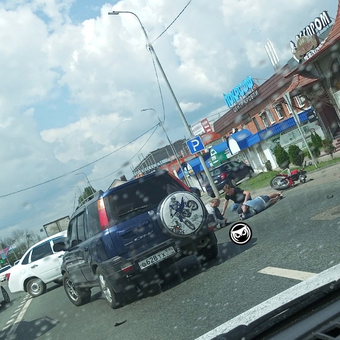 Появились фото с места ДТП на Измайлова в Пензе