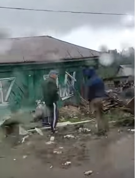 Пензенцы опубликовали видео разрушенного фурой дома в Махалино