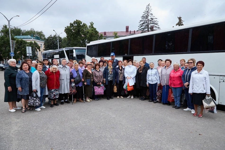 Вадим Супиков организовал поездку в Соловцовку для ветеранов