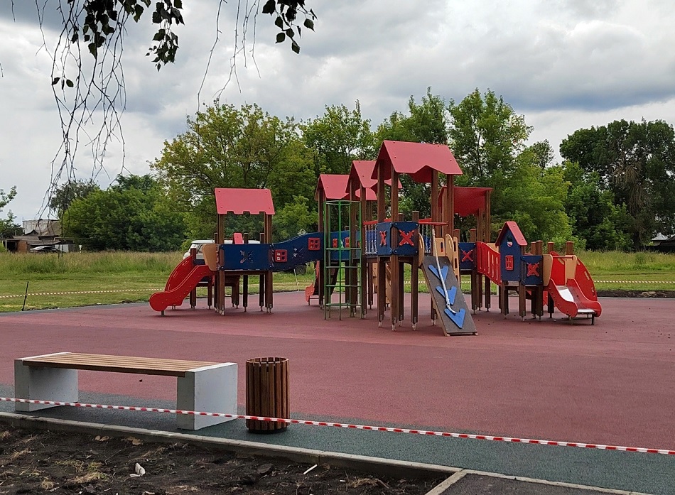 В Лунино благоустроили парк по улице Ломоносова за 6,3 млн рублей