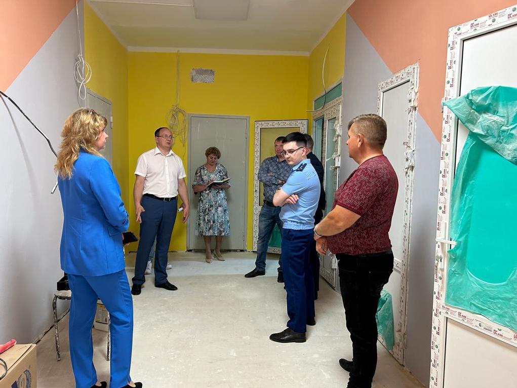 В Шемышейском районе сорвали сроки ремонта школы