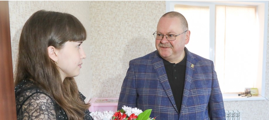 Олег Мельниченко оценил условия проживания сельчан в Сердобском районе