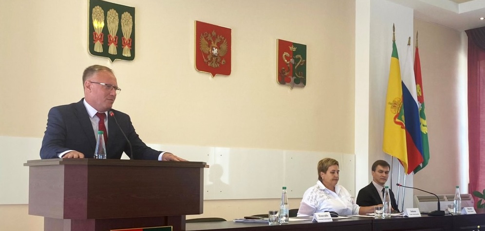 Александра Помогайбо вновь избрали главой Каменского района