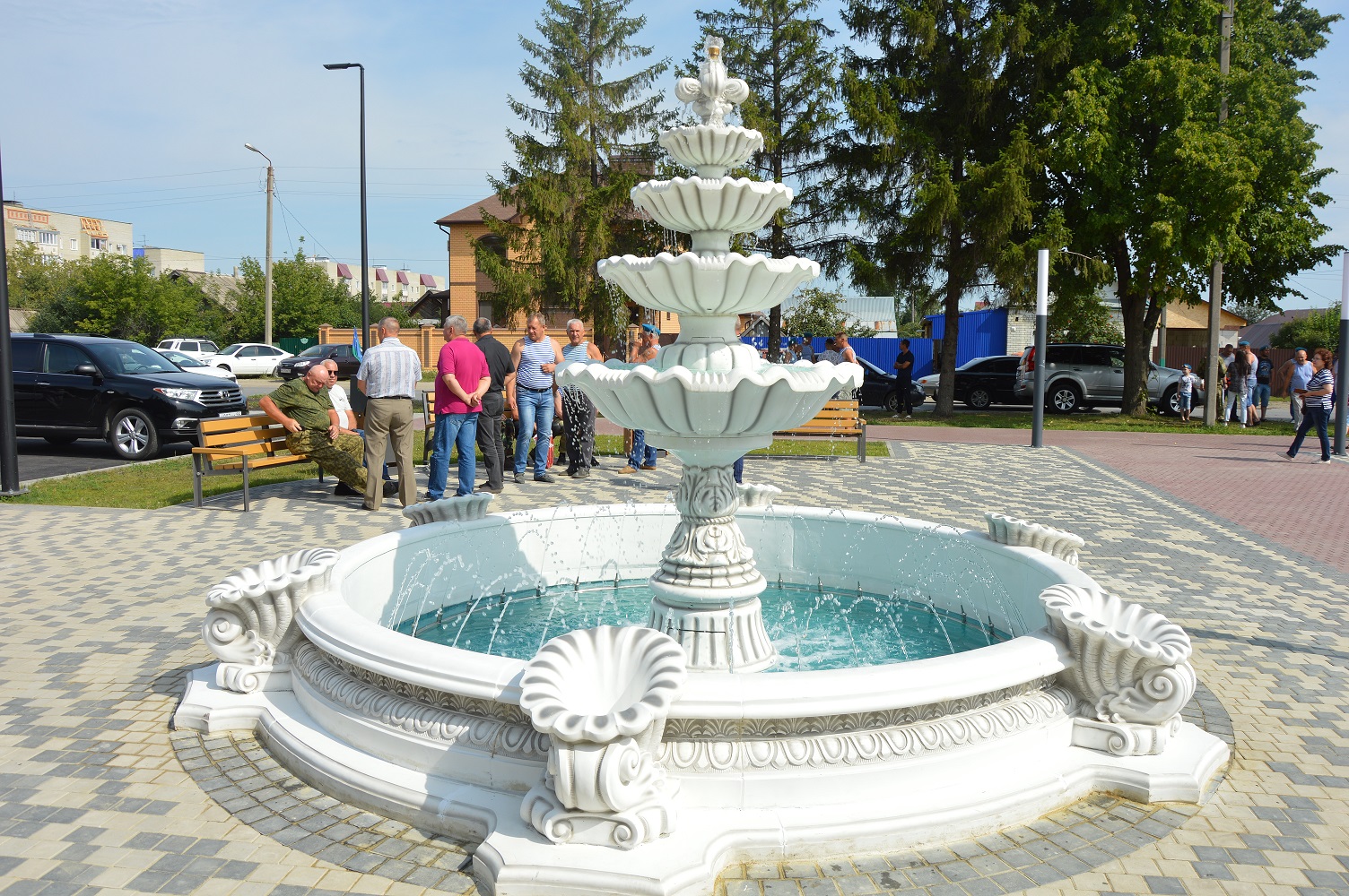 В Кузнецке в день ВДВ заработал новый фонтан