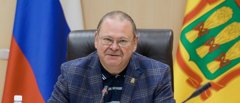 Олег Мельниченко поручил ограничить продажу алкоголя 1 сентября