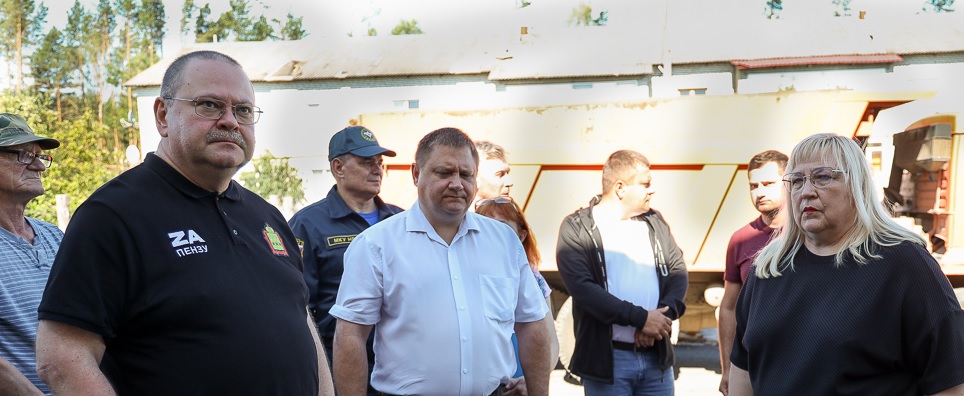 Олег Мельниченко поручил восстановить дома жителей Никольска за счет средств бюджета