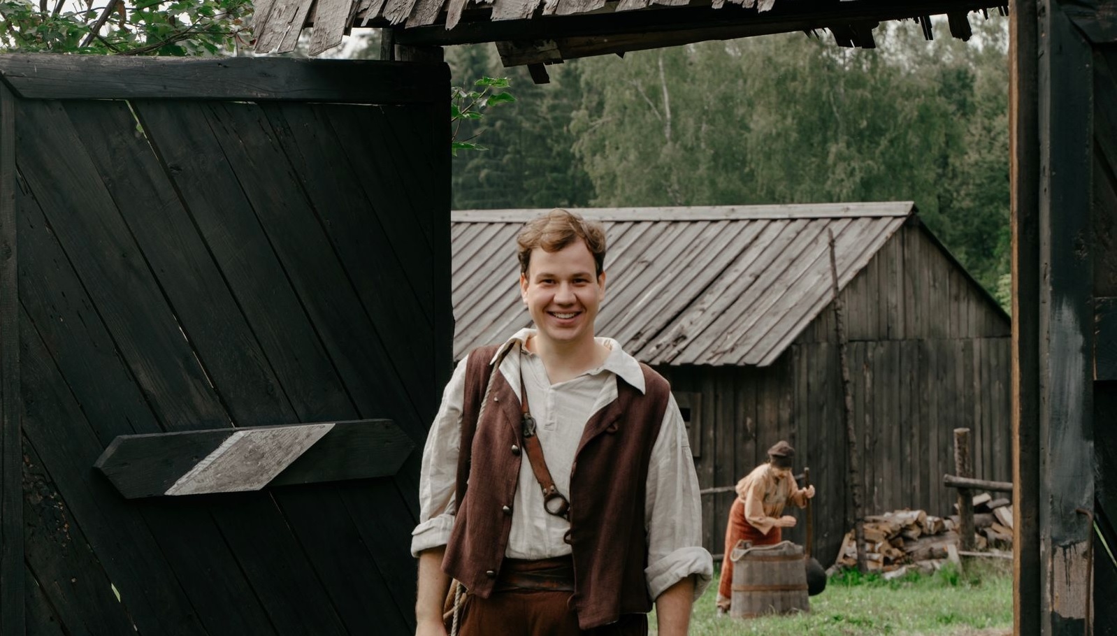 К съемкам «Смешной истории» (18+) присоединились Павел Комаров и Ренат Мухамбаев