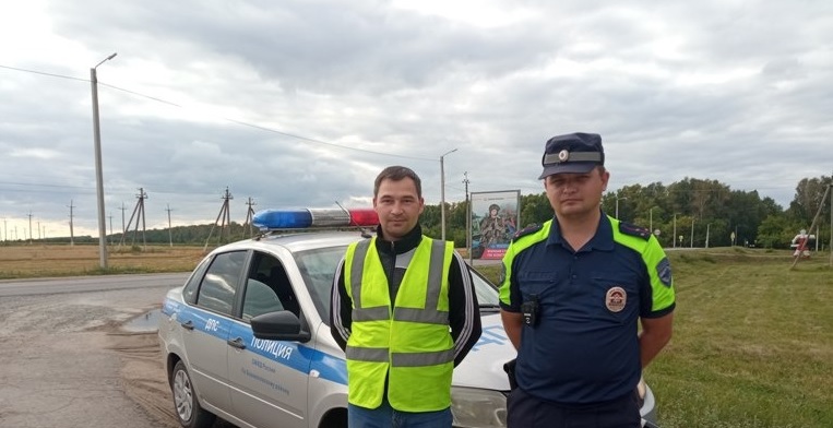 В Пензенской области сотрудники ГИБДД помогли доставить 3-летнюю девочку в больницу