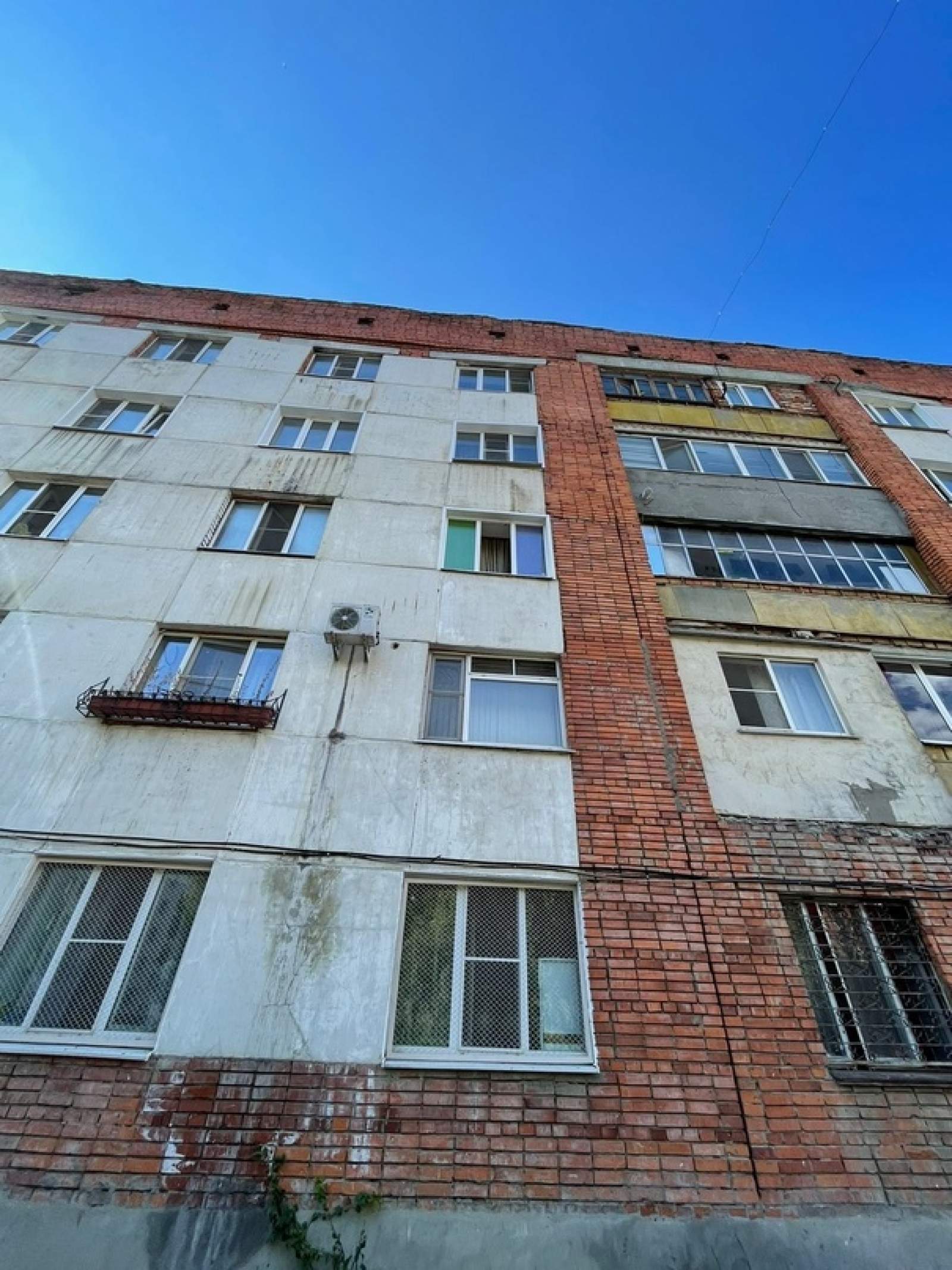 В Пензе полуторагодовалая девочка выпала из окна