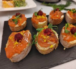 Как самостоятельно засолить красную рыбу