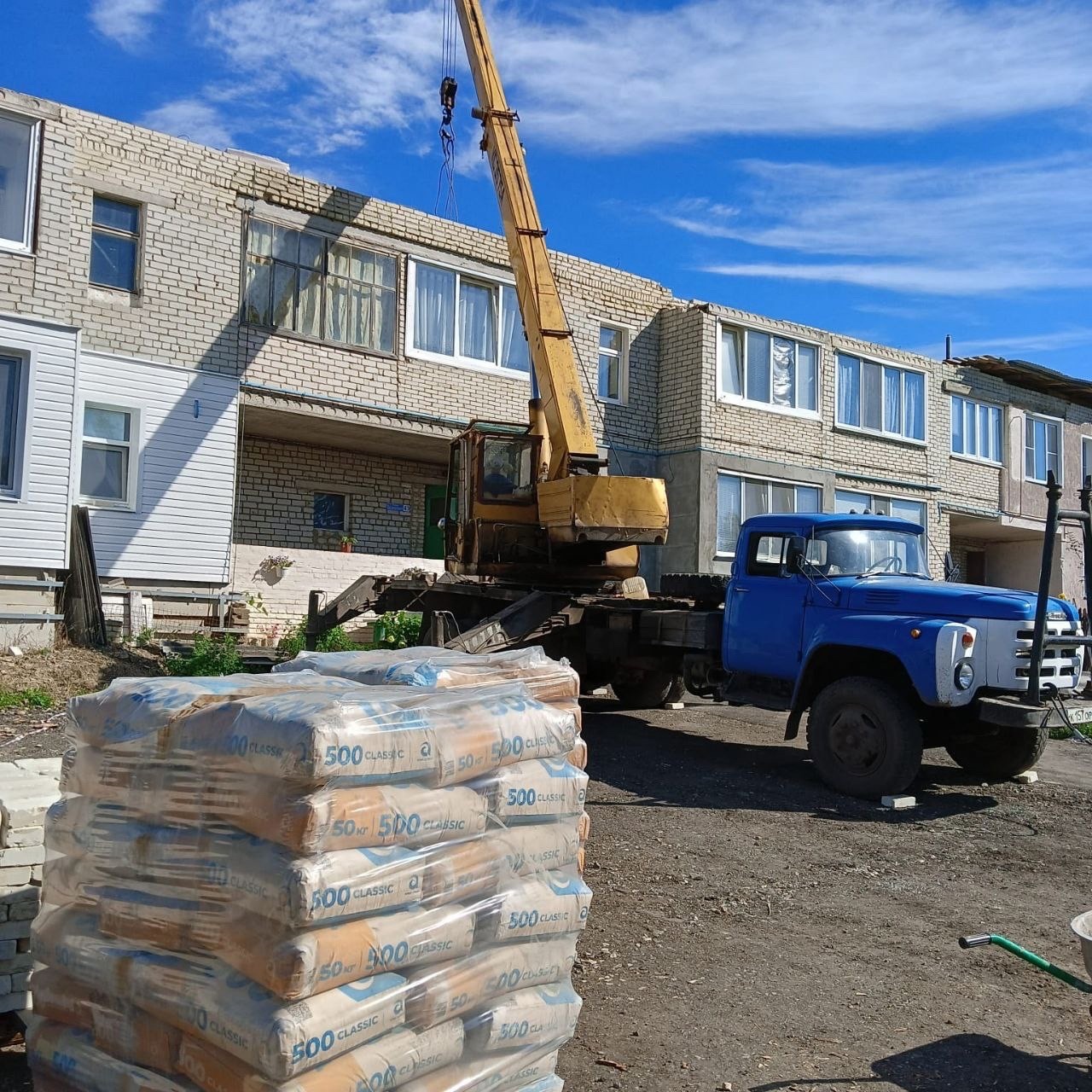 В Никольске начали восстанавливать многоквартирные дома, пострадавшие от урагана