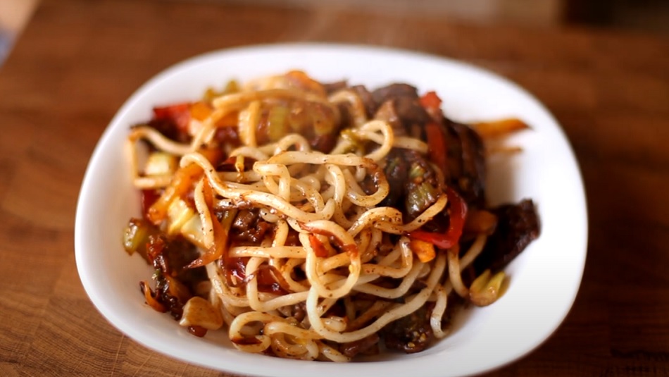 Готовим лагман по-уйгурски гуйру цомян