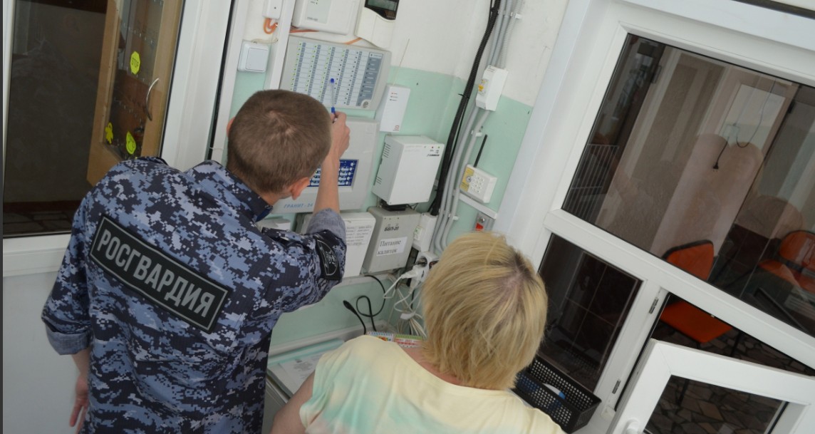 Пензенские росгвардейцы проверили готовность школ к новому учебному году