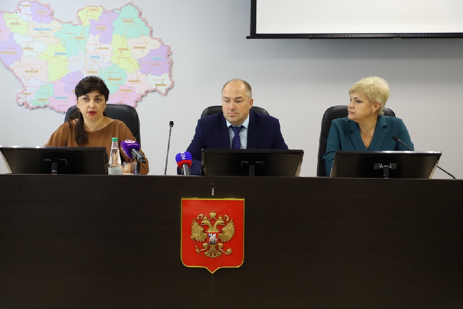 В областном Минздраве разъяснили порядок обращения за справками для занятий физической культурой