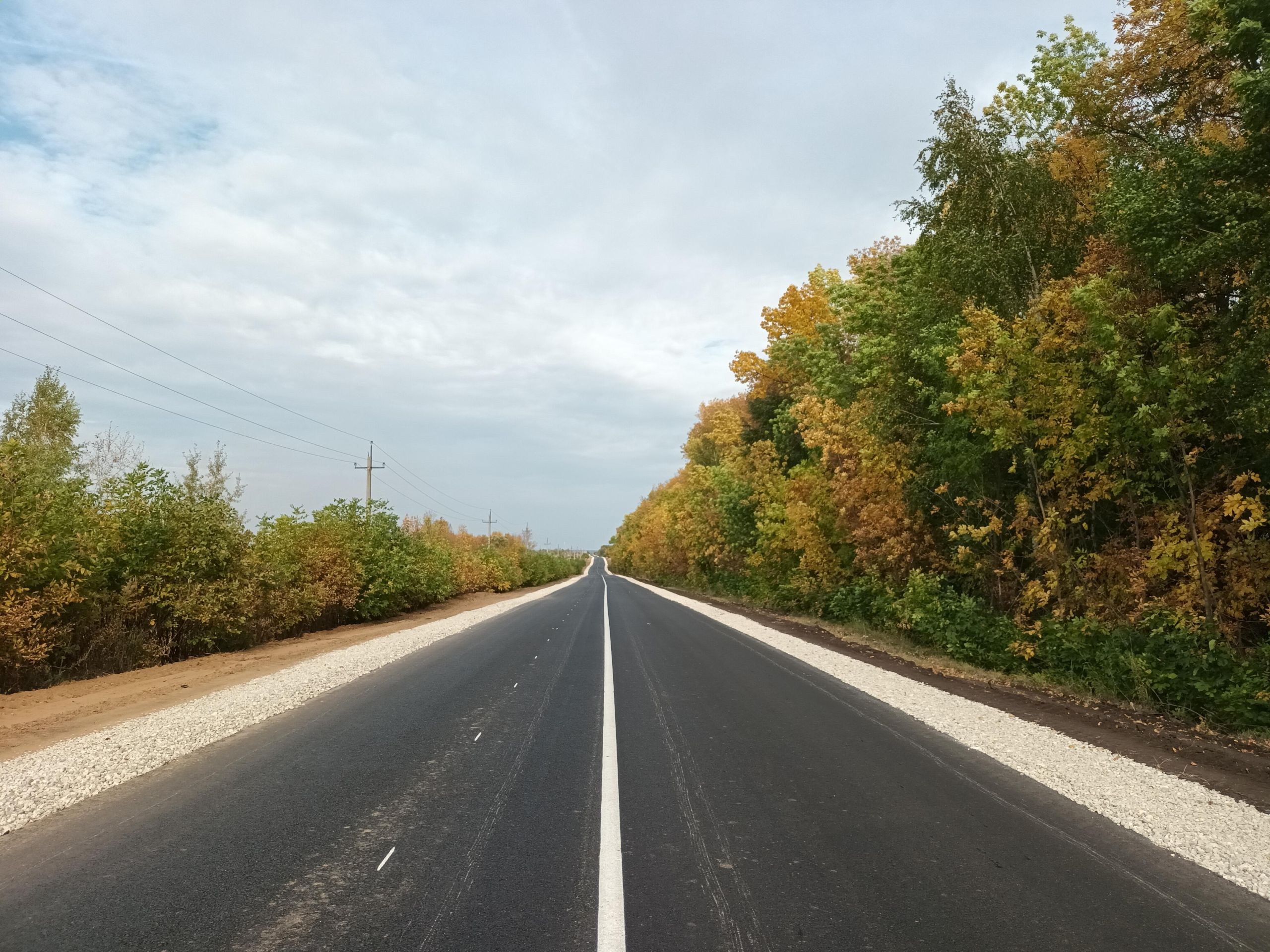 В Земетчинском районе на год раньше  отремонтировали популярную автодорогу