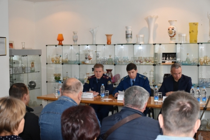 Работникам Никольского завода задолжали более 1 млн рублей по зарплате