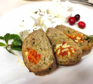 Готовим мясной рулет из фарша и шампиньонов