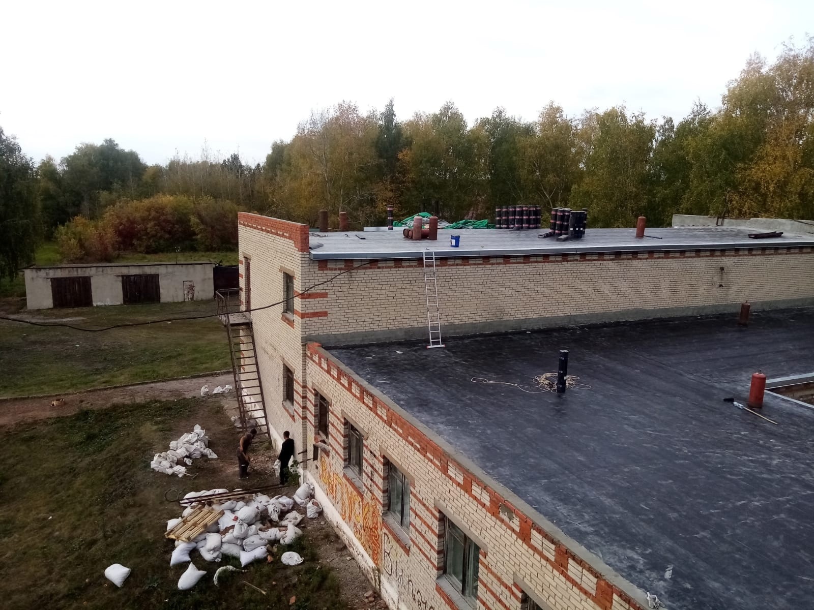 В Сердобском районе школу с сорванной крышей отремонтируют в ближайшее время