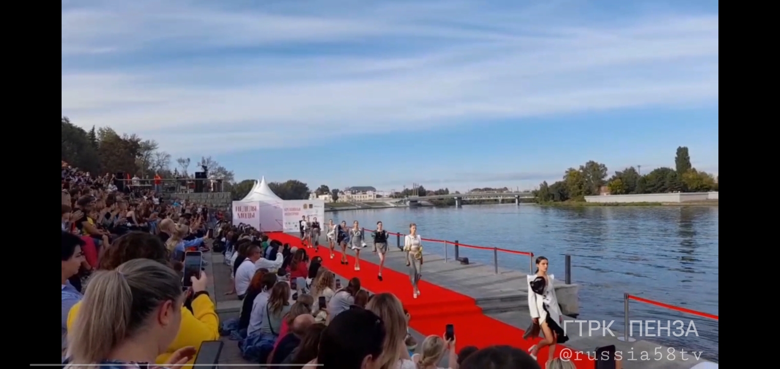 В Пензе модный показ на Ростке собрал полные трибуны зрителей