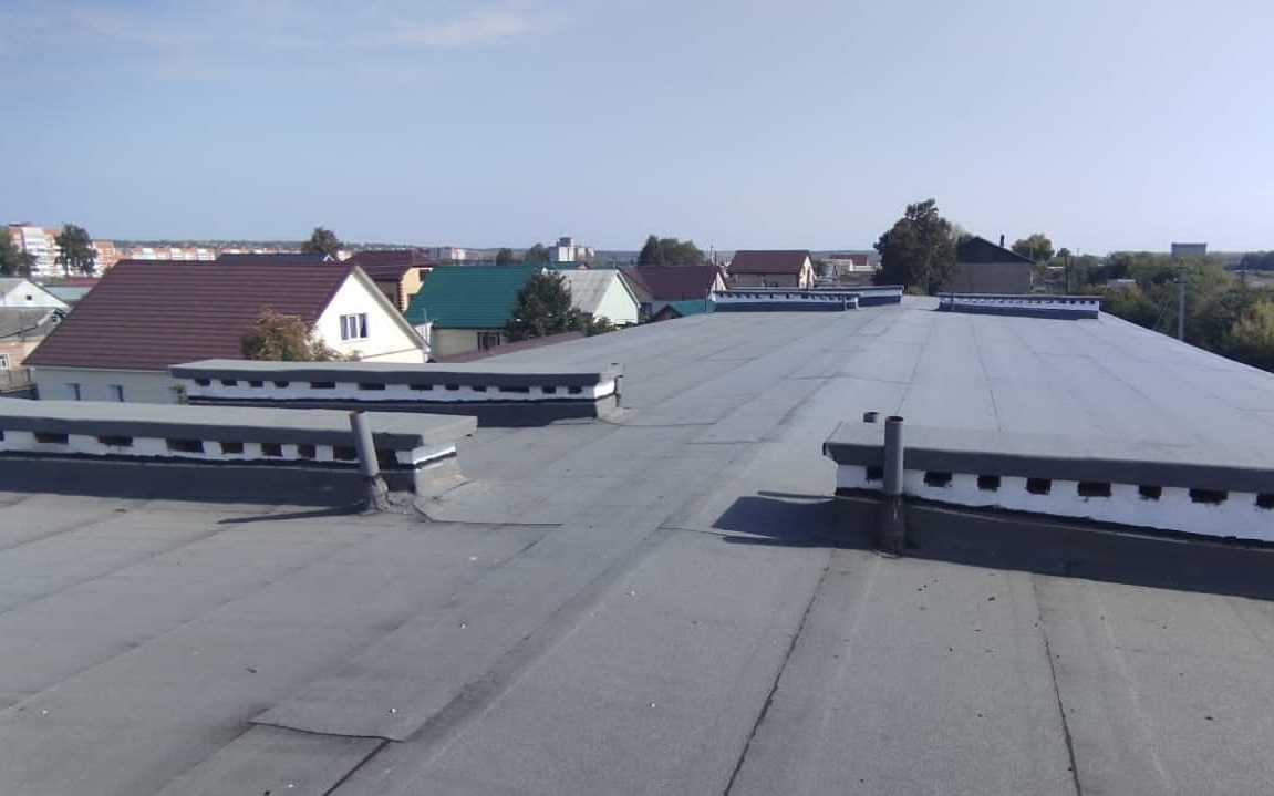 В пензенской Каменке капитально ремонтируют крыши шести домов