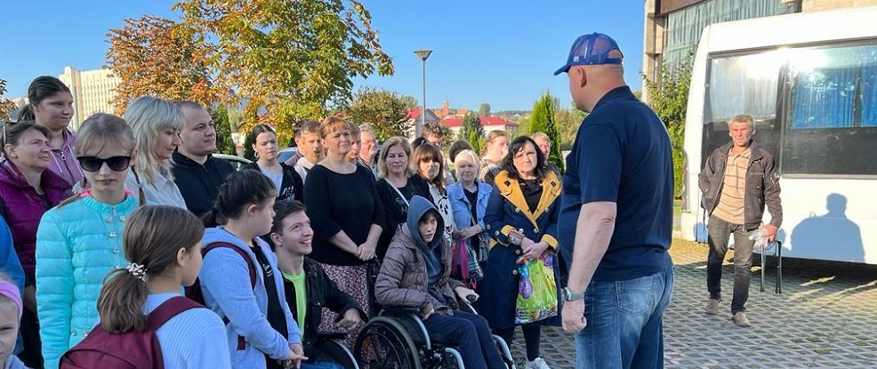 Вадим Супиков организовал паломническую поездку в Соловцовку для детей с ОВЗ