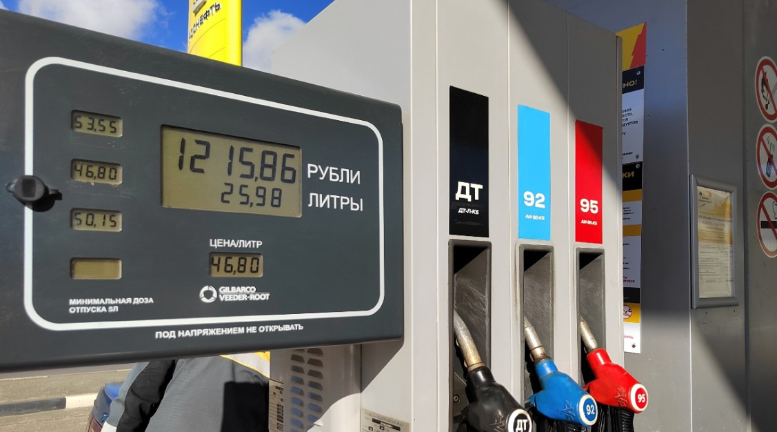 В ситуацию с ростом цен на бензин вмешался президент РФ Владимир Путин